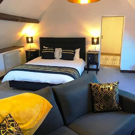 ベッド・アンド・ブレックファスト No 6 Landivy