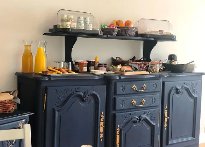 No 6 Bed and breakfast 4*