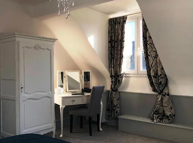 Alojamento de Acomodação e Pequeno-almoço No 6 Landivy